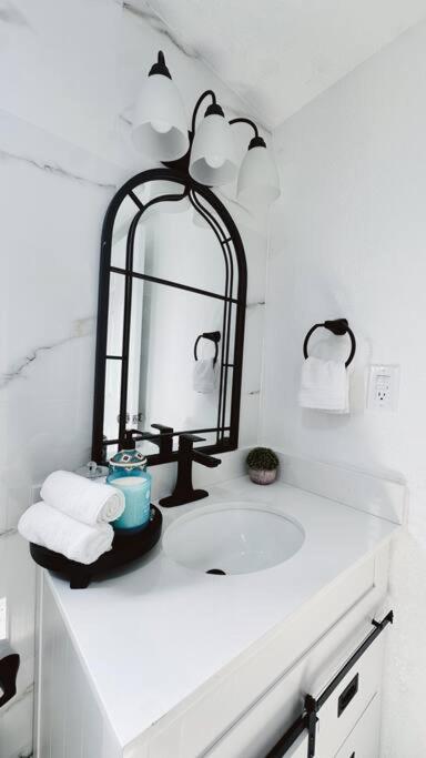 Conociendo Miami Apartment Hialeah Bagian luar foto